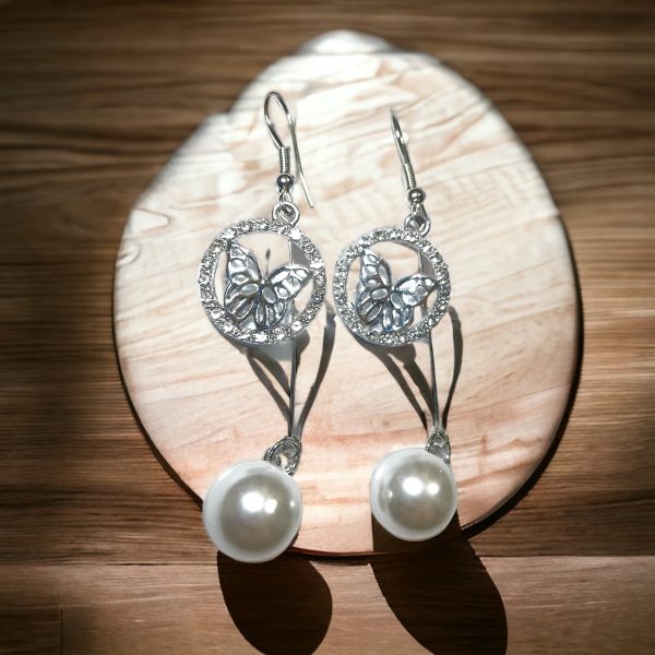 Round Butterfly Pearl Drop Earrings