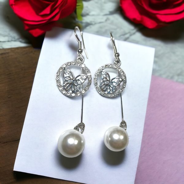 Round Butterfly Pearl Drop Earrings